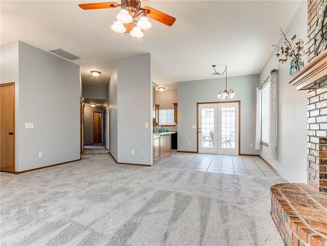 Building Photo - Beautiful 3 Bedroom 2 Bath Home In Choctaw!!!