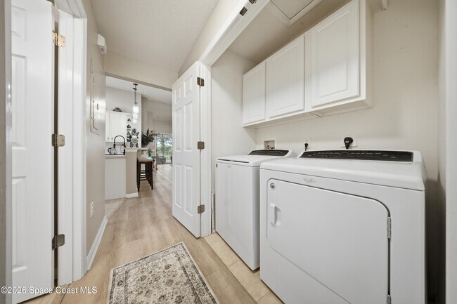 Building Photo - 700 Trotter Ln