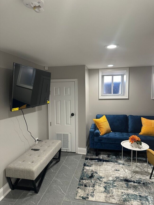 Building Photo - Fully Furnished! Spacious Rooms! Modern Decor! Finished Basement! Central Air! Fireplaces! Availa...