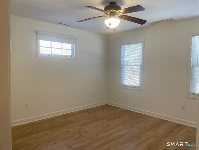 Building Photo - 350 Access Rd