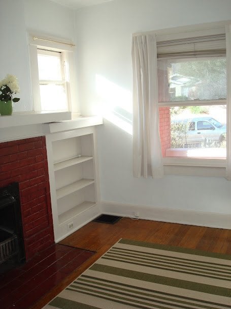 Building Photo - 2115 N Kansas St