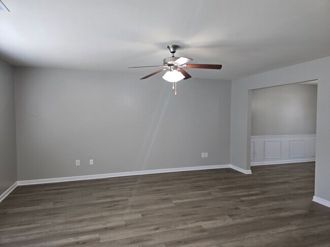 Building Photo - Charming 3BR + Bonus, 3BA Single-Family Ho...