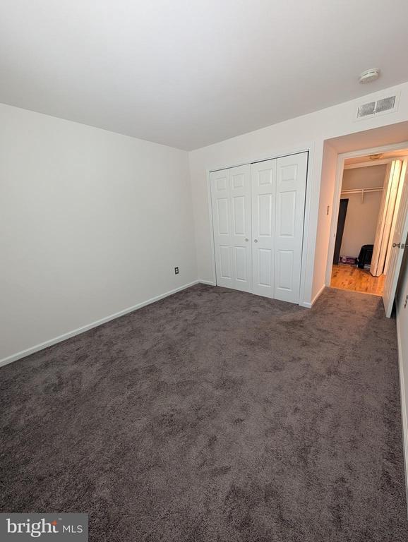 Building Photo - 7103 Donnell Pl