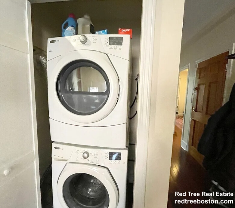 Building Photo - 45 Hemenway St