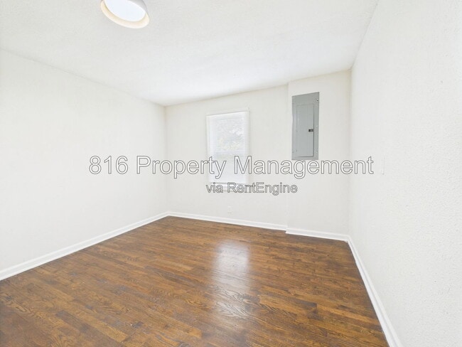 Building Photo - 8404 E 47th Terrace