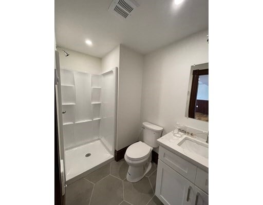 Building Photo - 41 Summer St