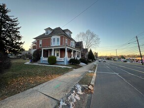 Building Photo - 4216 W Penn Ave