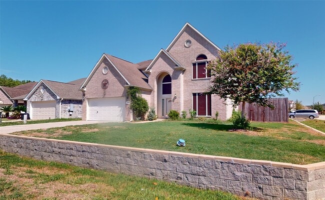 Building Photo - 21499 Pleasant Forest Dr