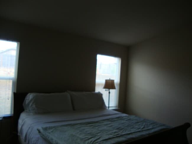 Building Photo - Solana Ridge