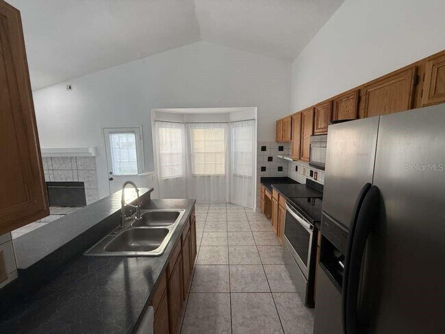 Building Photo - 2009 River Park Blvd