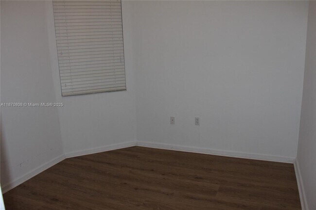 Building Photo - 11202 NW 83rd St