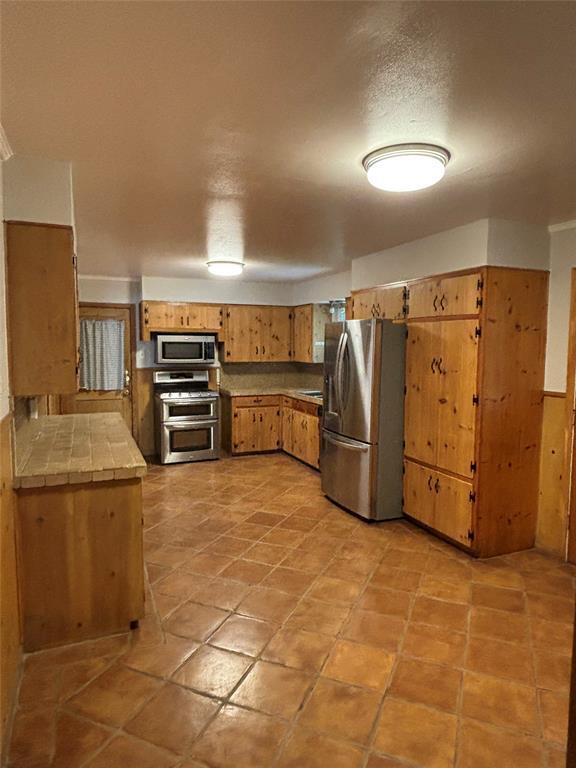 Building Photo - 5911 Aurora Dr