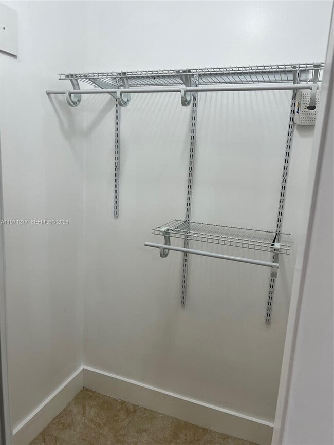 Building Photo - 4050 SW 5th Terrace