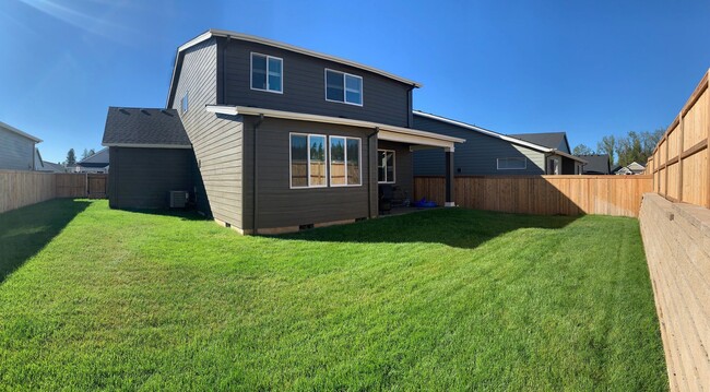Building Photo - $2,850 - NEW Campanella Estates 2-story, 4...
