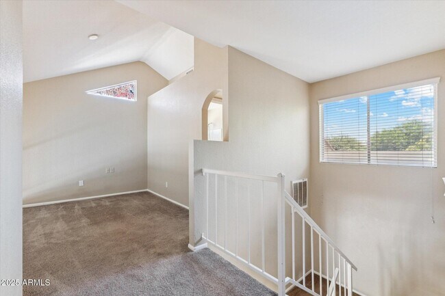 Building Photo - 1743 E Tara Dr