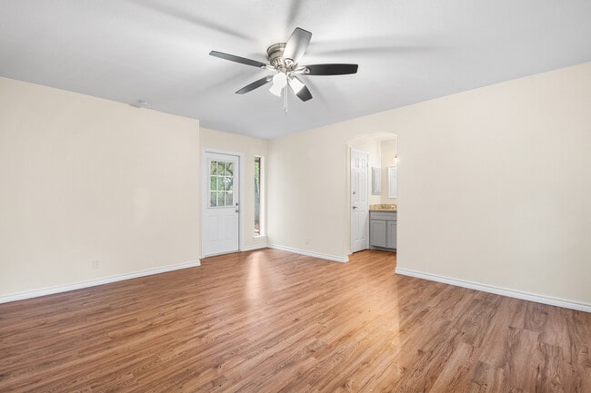 Building Photo - 8310 Watch Tower St