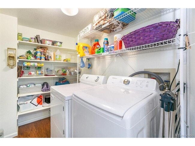 Building Photo - 5504 S Zang St