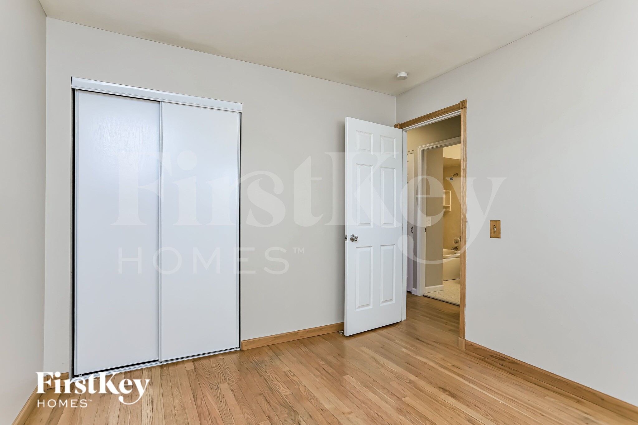 Building Photo - 2170 Flight Dr