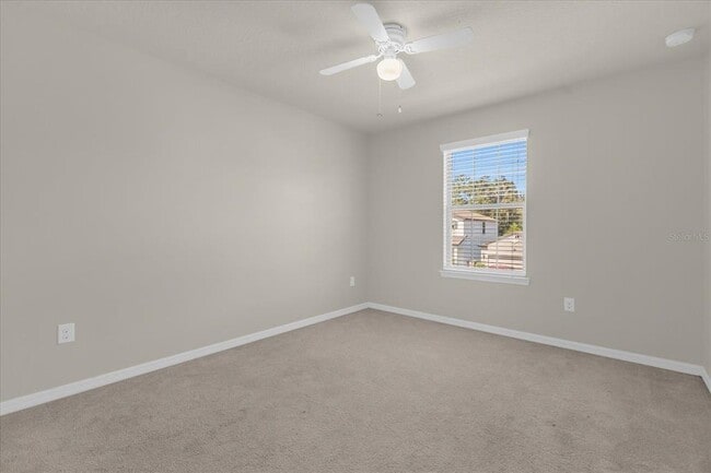 Building Photo - 2742 Red Horse Dr