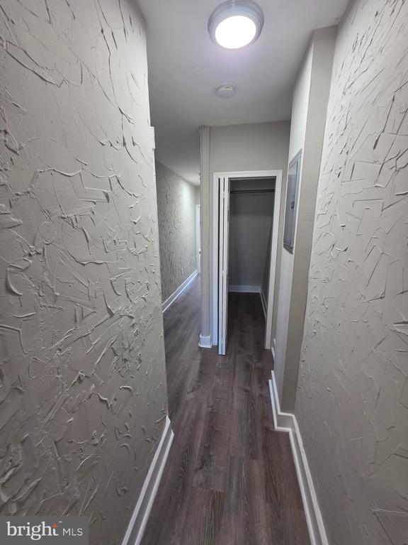 Building Photo - 549 Brunswick Ave