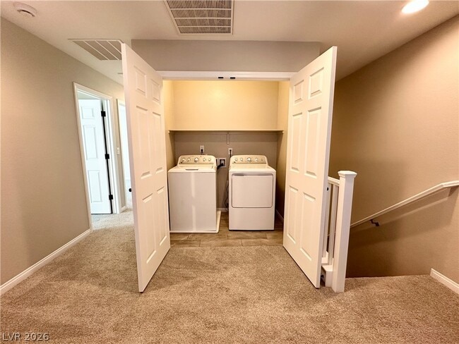 Building Photo - 10216 S Ullom Dr