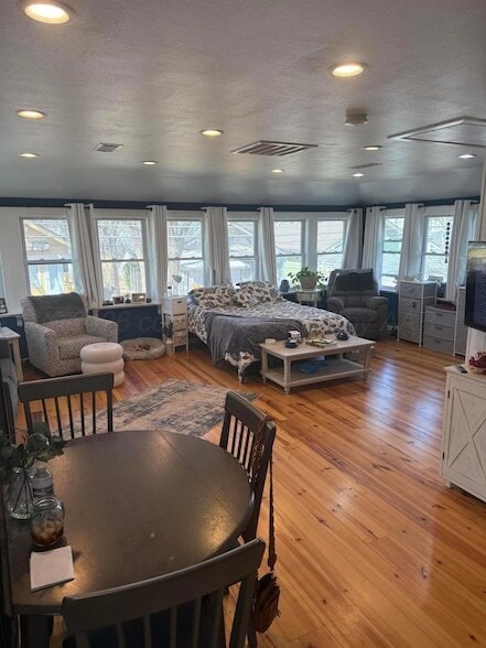 Building Photo - 1710 S Polk St