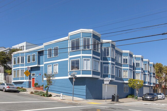 Building Photo - 2BR/2BA Potrero Contemporary View Condo! 2...