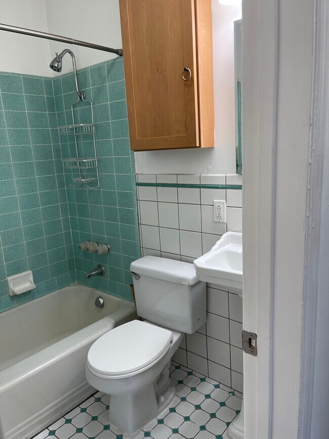 Bathroom - 1827 18th St