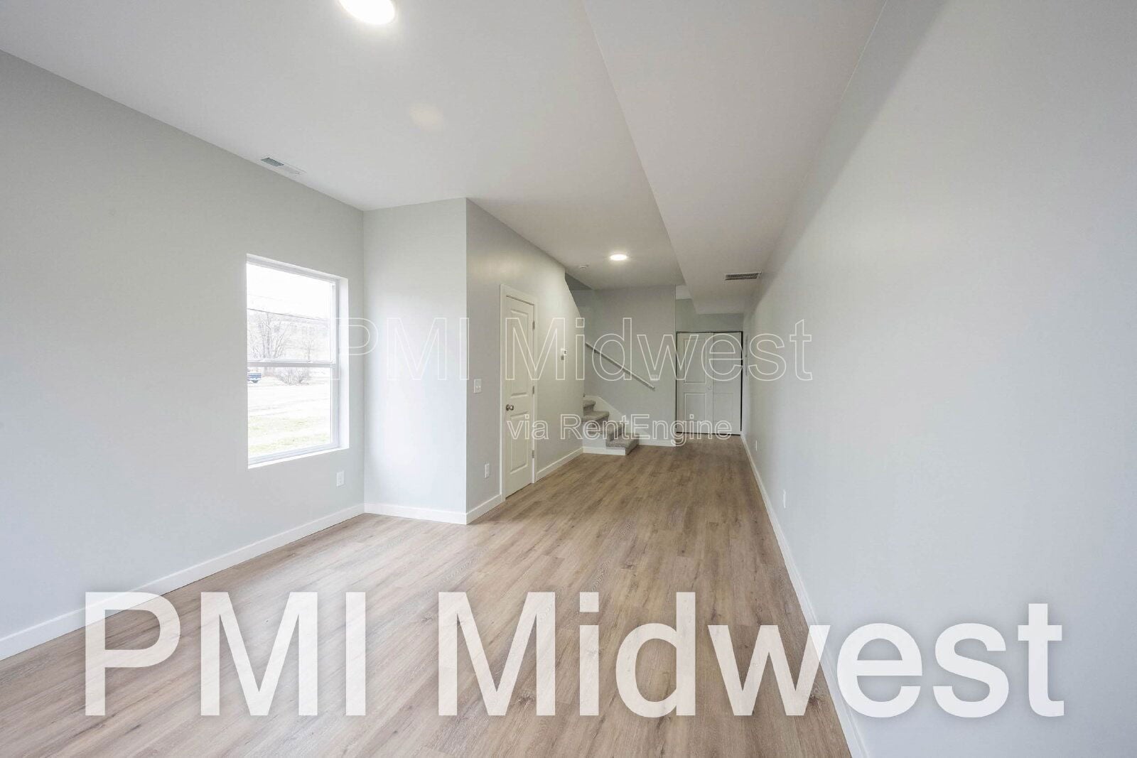 Building Photo - 2810 E Michigan St