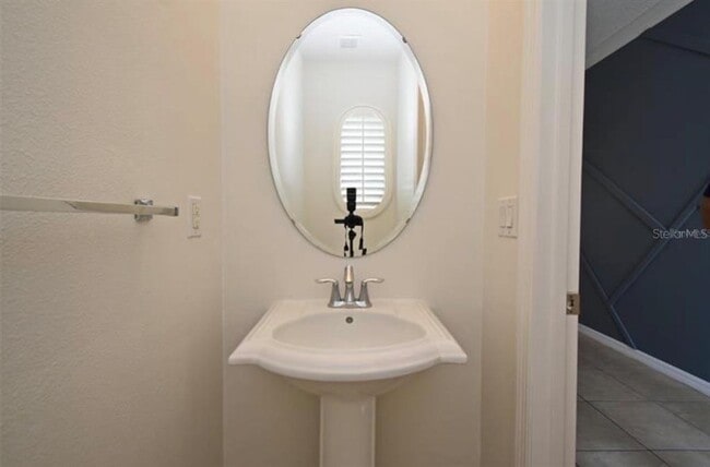 Building Photo - 588 Merry Brook Cir