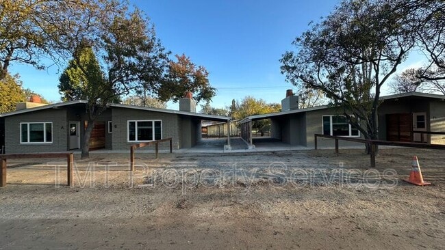 Building Photo - 17259 Walnut Ave