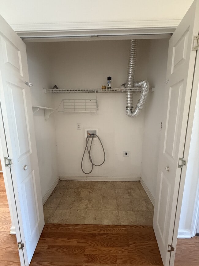 Building Photo - 232 Rutledge Ave