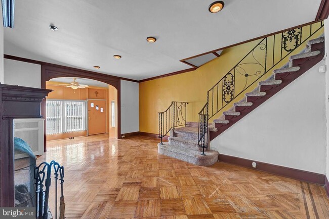 Building Photo - 5005 N 9th St