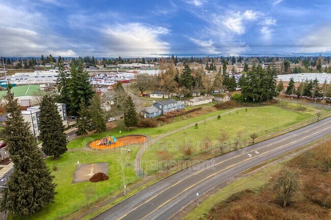 Building Photo - 51 S Arizona Ave