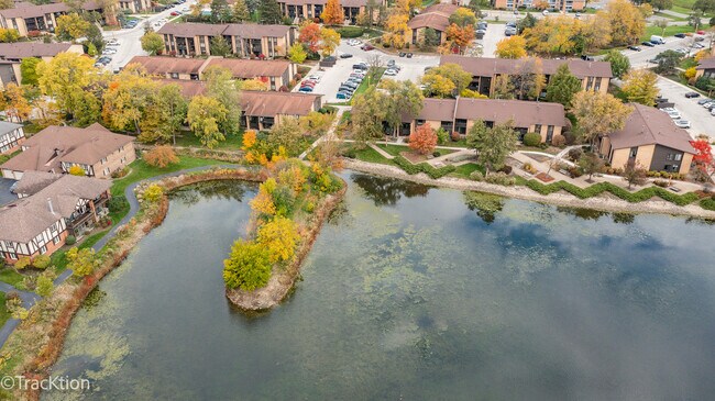 Building Photo - 6147 Knoll Wood Ct