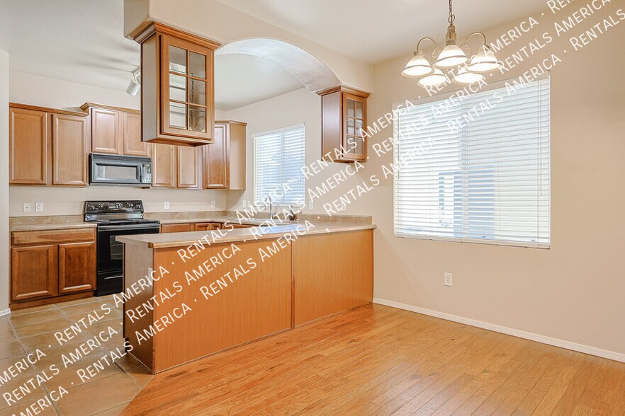 Building Photo - 35101 N 30th Ln
