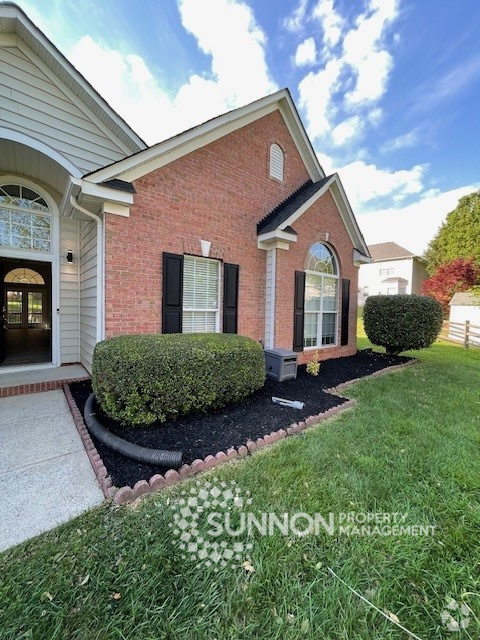 Building Photo - Beautiful 4BR Ranch in Prime Location