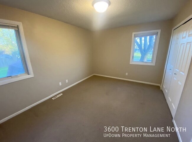 Building Photo - 3600 Trenton Ln N