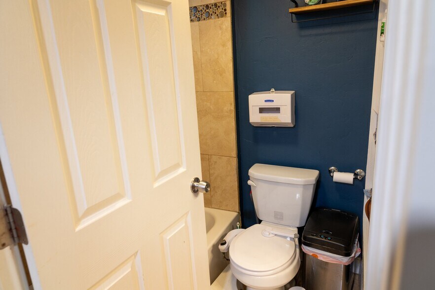 Building Photo - 6007 S 115 W