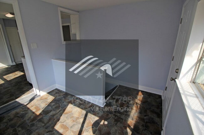 Building Photo - 78 Notre Dame Ave