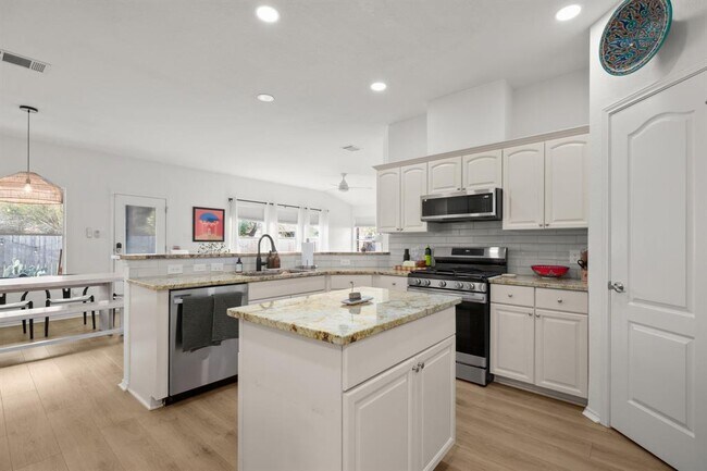 Building Photo - 4523 Ramies Run