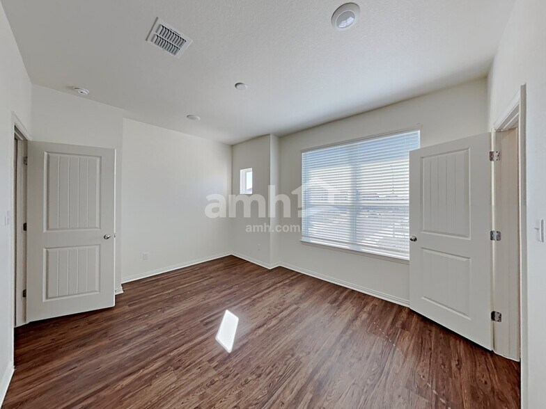 Building Photo - 372 Aspen Waters