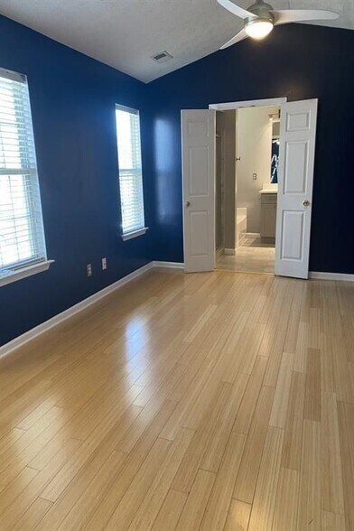 Building Photo - 2860 Golden Club Bend