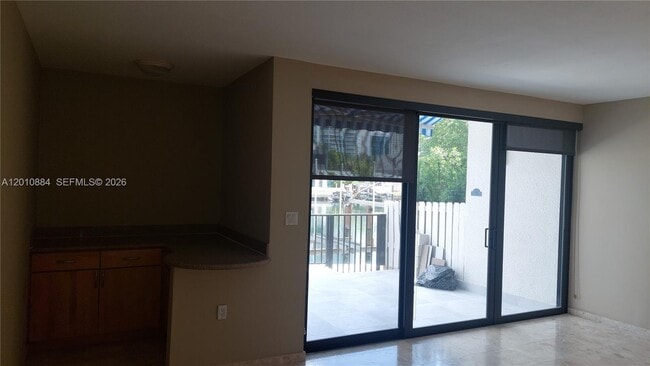 Building Photo - 255 Poinciana Island Dr