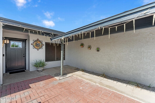 Building Photo - 4716 W Christy Dr
