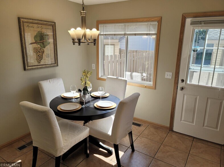 Dining Room - 16134 Foliage Ave W