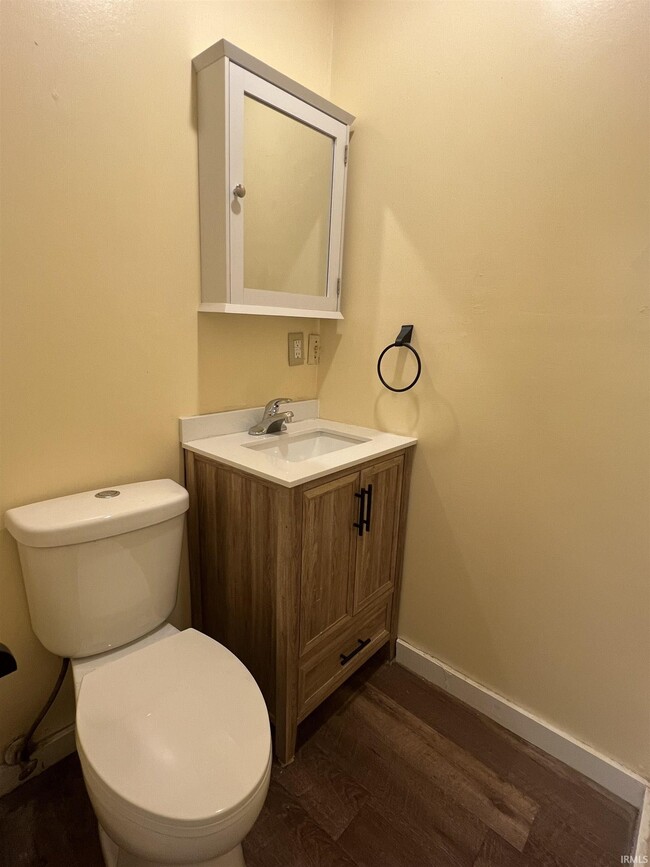 Building Photo - 1050 Rank Pkwy