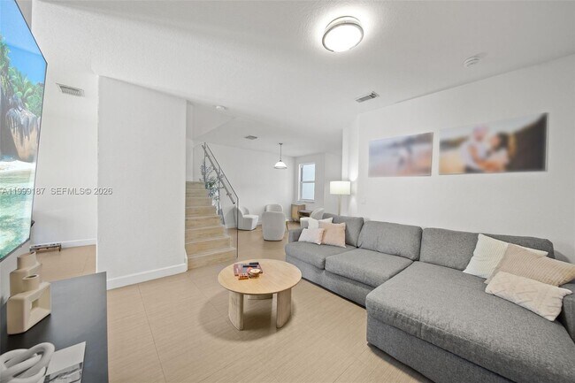 Building Photo - 11613 NW 78th St