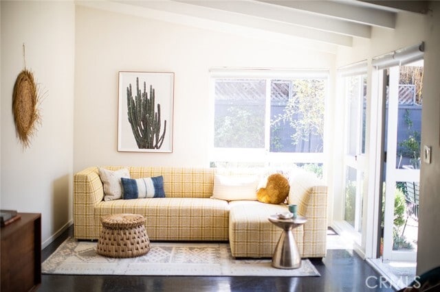 Building Photo - 3168 Stevely Ave