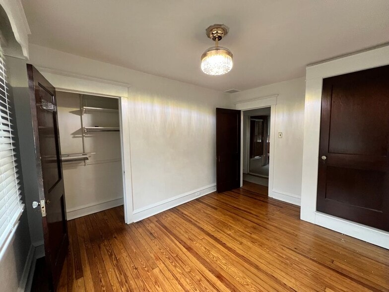 Building Photo - 222 Berlin Rd N